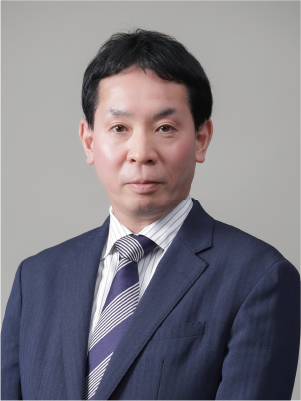 講師